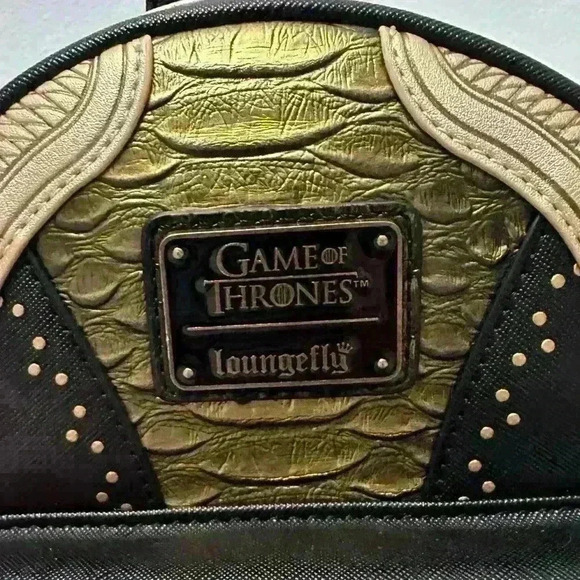 NWT Loungefly Game Of‎ Thrones Queen Cersei Armor Mini Backpack - Picture 9 of 9